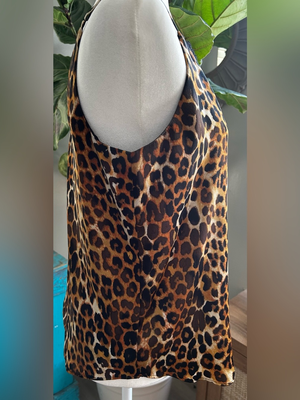 Express cheetah cami top Medium - Picture 6 of 9